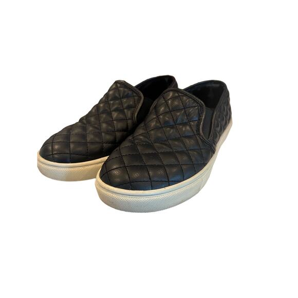 Steve Madden Shoes - STEVE MADDEN SLIP ON LEATHER LOAFERS WOMENS 7.5